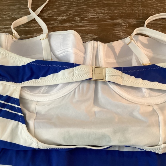 Dolce & Cabbana , exclusive swimwear size medium NWT 🦋🦋🦋 - Picture 9 of 16